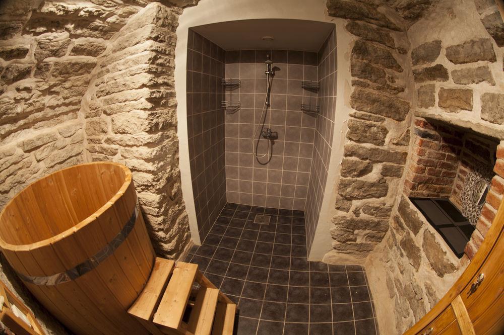 Cozy Apartment In Old Town Tallinn Eksteriør bilde